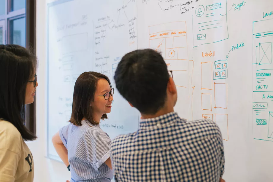 daimler design team discussions